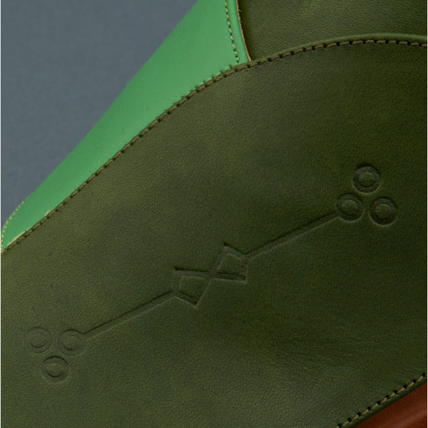 حذاء شرقي ايطالي جلد طبيعي أخضر