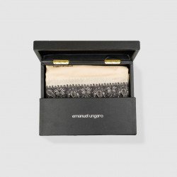 شماغ صوف 100% كشميري من الماركة العالمية انجارو   